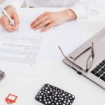 ¿Cuáles documentos debes solicitar al arrendatario de mi vivienda en México? Guía paso a paso Documentos debes solicitar al arrendatario de mi vivienda. Foto Freepik