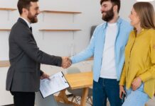 Guía Completa: Los 5 contratos de arrendamiento más importantes que debes conocer en México Los 5 contratos de arrendamiento más importantes que debes conocer en México -Foto Freepik