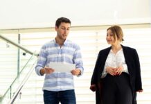 Profesionalízate en bienes raíces: Guía completa de certificación inmobiliaria en México Guía completa de certificación inmobiliaria en México - Foto Freepik