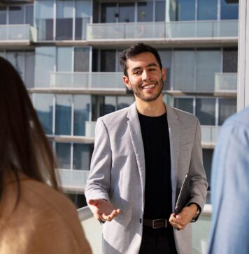 Bróker Inmobiliario en México: El profesional que necesitas para invertir inteligentemente Bróker Inmobiliario en México- Foto Freepik