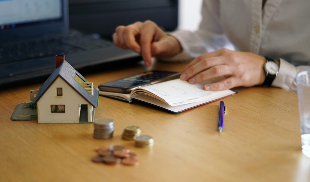 Tu casa te espera: Guía completa de créditos Infonavit 2025 - Foto Freepik