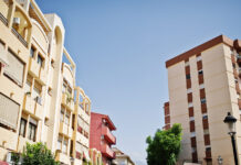 Todo lo que necesitas saber sobre los avales para rentar en México Todo lo que necesitas saber sobre los avales para rentar en México - Foto Freepik