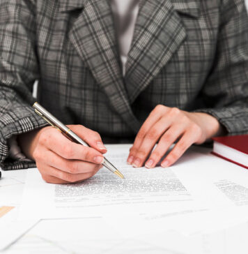 Gastos notariales en tu crédito hipotecario: La Guía Completa para comprar casa en México 2025 Gastos notariales en tu crédito hipotecario: La Guía Completa para comprar casa en México 2025 - Foto Freepik