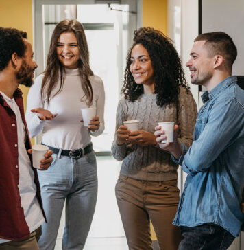 Convivencia segura: guía completa para compartir casa con roomies en México Convivencia segura: guía completa para compartir casa con roomies en México - Foto Freepik