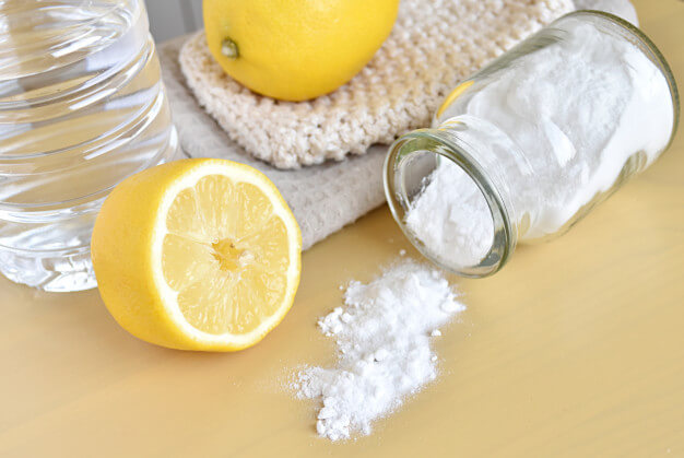 cómo quitar el oxido del metal bicarbonato y limón