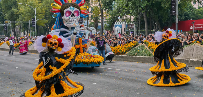 desfile de día de muertos en CDMX