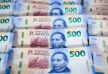 ¿Cómo saber cuánto te presta Infonavit en 2026? Billetes de 500 pesos mexicanos para ilustrar cuánto te presta Infonavit en 2026